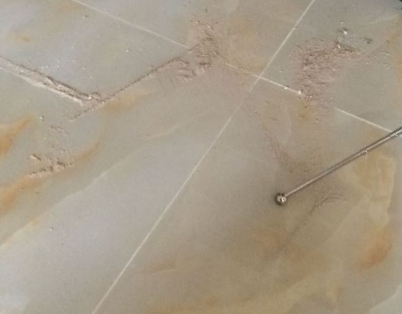 赣州瓷砖空鼓维修公司分享粘合剂选择不当在瓷砖铺贴过程中可能导致以下问题
