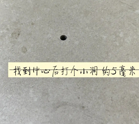 赣州瓷砖空鼓维修公司专业解答在瓷砖铺贴过程中，如果砂料搅拌不均匀，将会带来以下问题